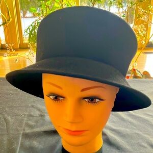 Classic Black Wool Felt Hat